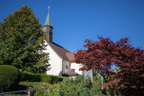 Quelle: Wallfahrtsbüro Maria Lindenberg Ansicht Wallfahrtskirche am Haus Maria Lindenberg