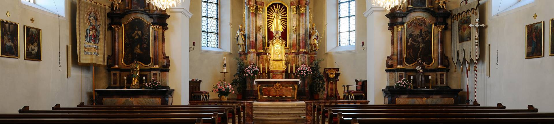 Quelle: Erzbischöfliches Seelsorgeamt Freiburg - Bildungshäuser und Familienferienstätten Haus Maria Lindenberg Wallfahtskirche Innenansicht