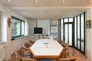 Bild Bibliothek im Haus Maria Lindeberg
